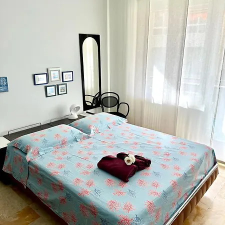 Apartamento Tre Ponti - Spacious, Sea View & Private Parking San Remo